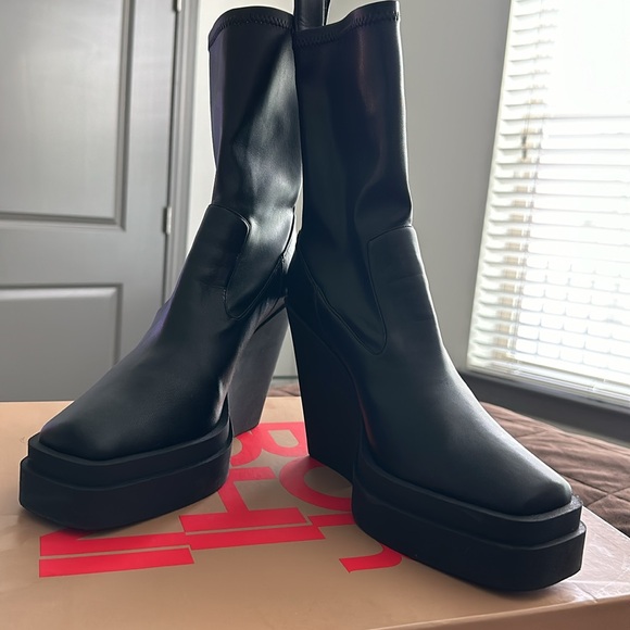 COPY - Giaborghini - Picture 3 of 3